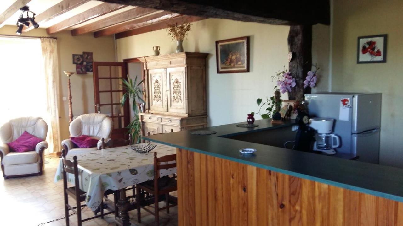 Charmante Maison A La Ferme Valderies Exterior foto